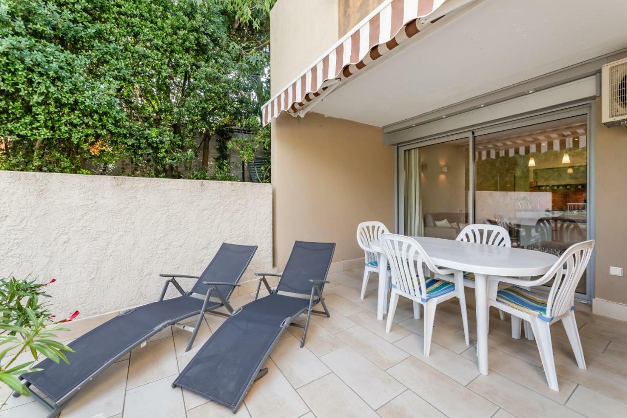 Le Club Par Dodo-a-cassis Cassis
