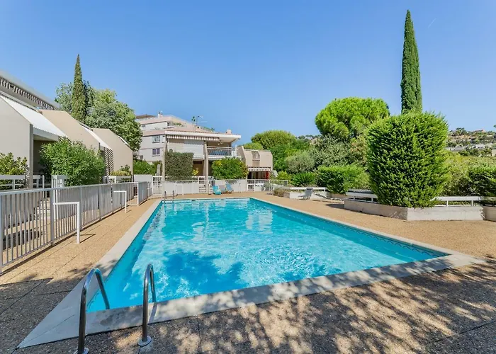 Le Club par Dodo-a-Cassis